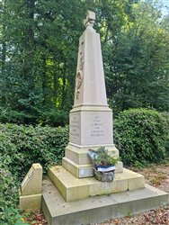 Le Monument aux Morts - Trmauville
